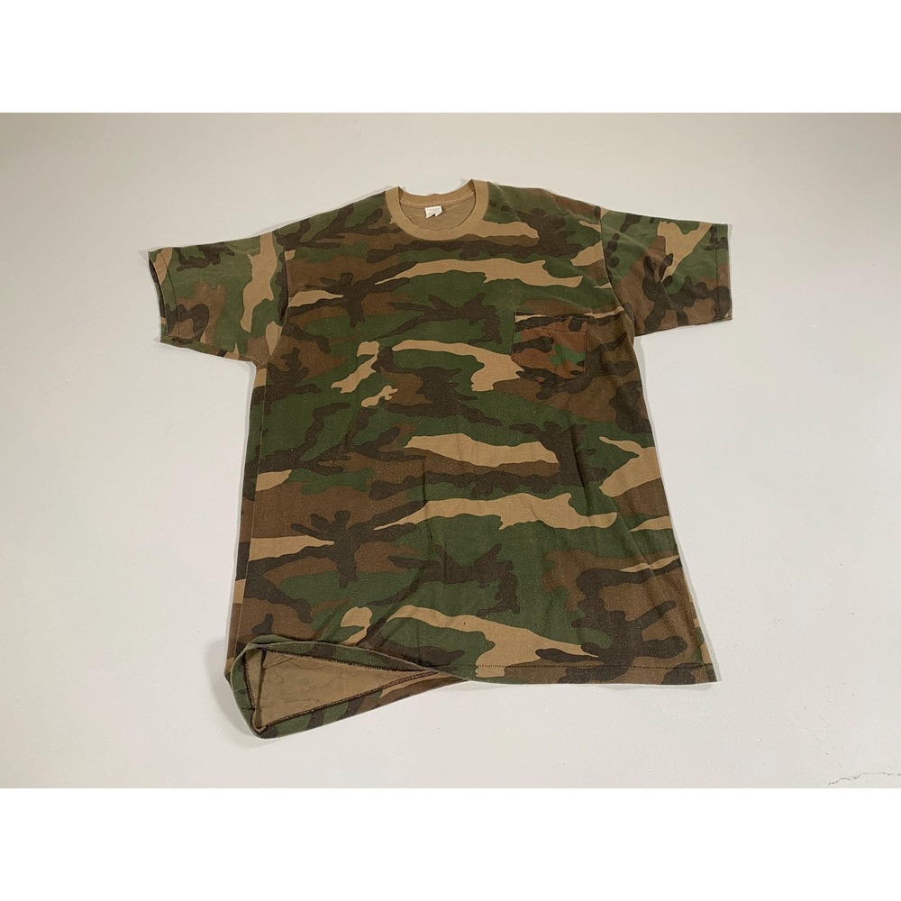 Vintage 80s Camo Pocket Tee Ringer, Soft & Worn Camouflage Tee XL